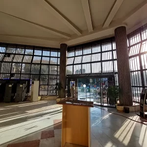 بانک تجارت شعبه مصطفی خمینی 3